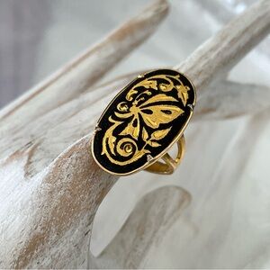 Vintage Damascene Oval Black and Gold Adjustable Ring - 6.5